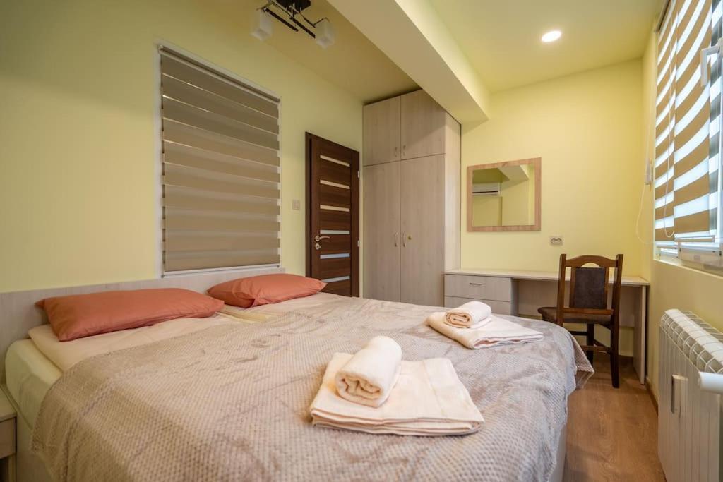 Location New & Spacious 3 Bdr Medical Academy Sofia