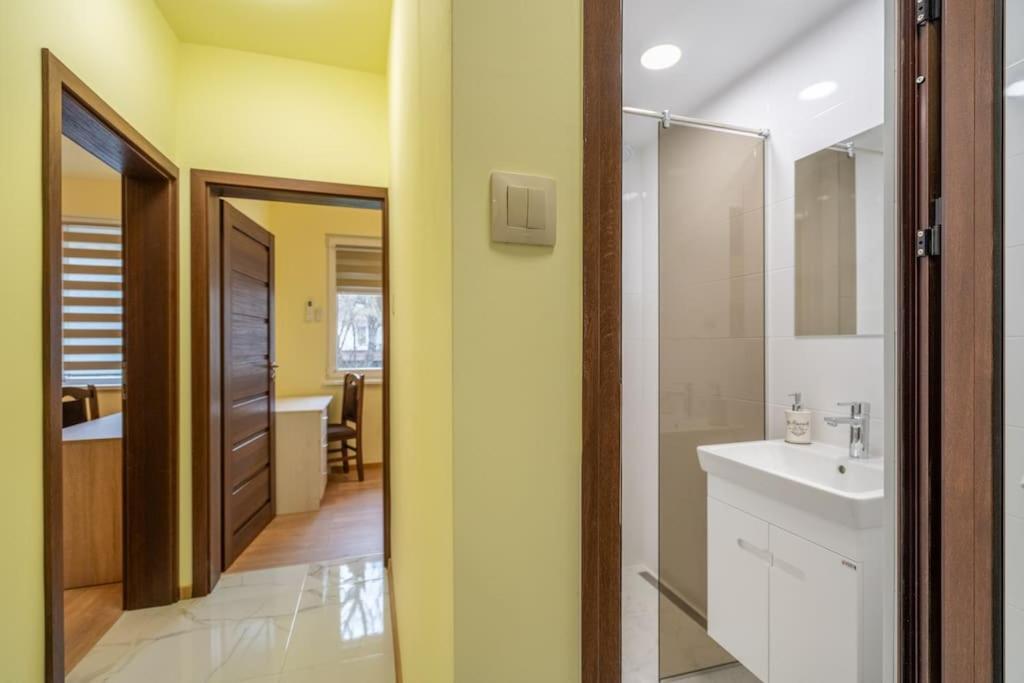Appartement Location New & Spacious 3 Bdr Medical Academy Sofia