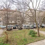 Top Location Central New & Spacious 3 Bdr Apt Medical Academy
