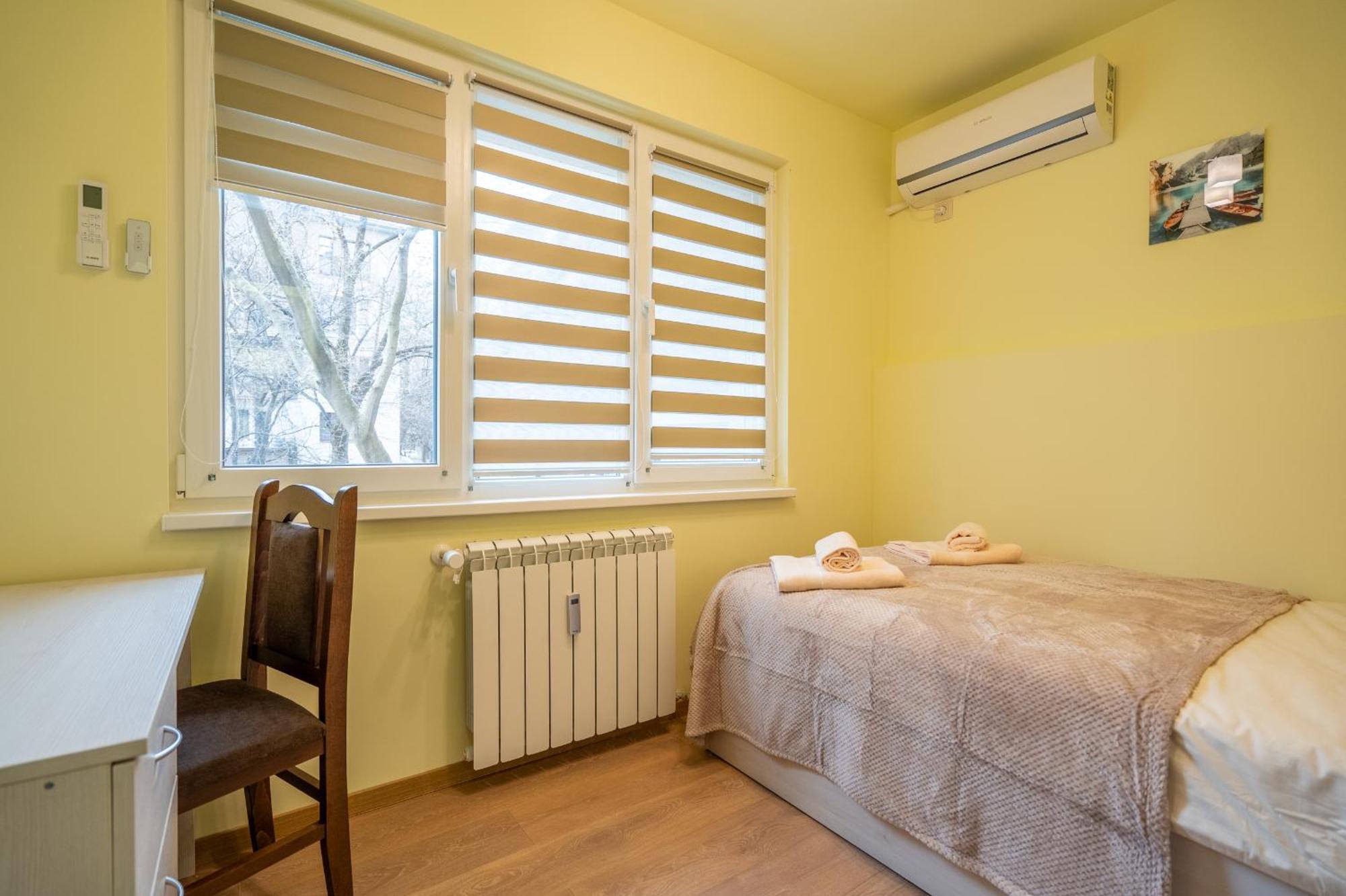 Location New & Spacious 3 Bdr Medical Academy