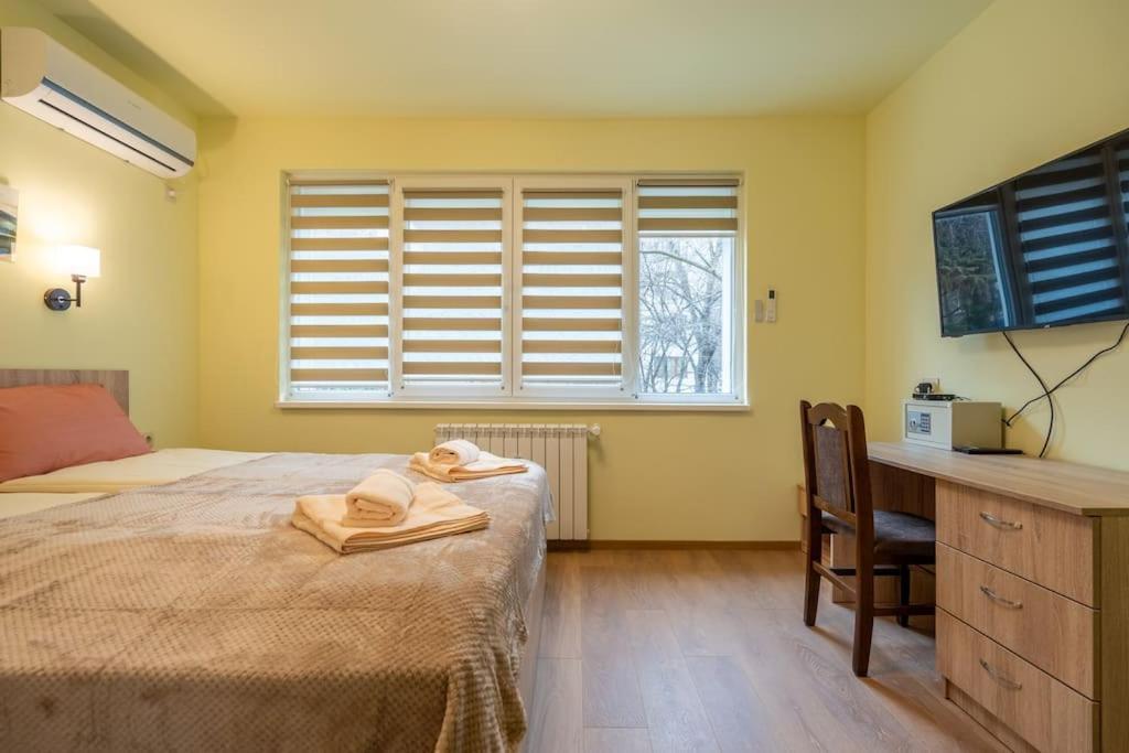 Apartament Location New & Spacious 3 Bdr Medical Academy